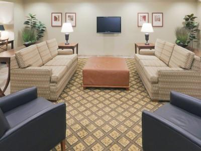 Hotel Candlewood By Ihg Gillette